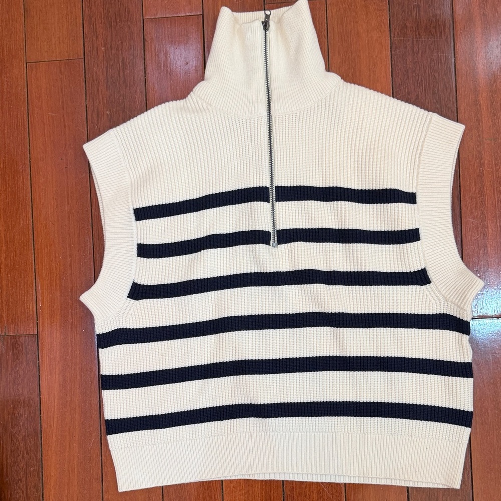 Zara Cream and Navy Zippered Turtleneck